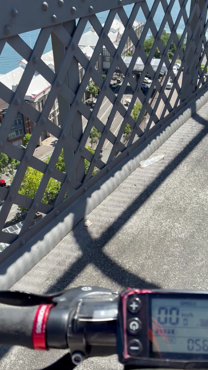 Brenden ride to Sydney harbour bridge